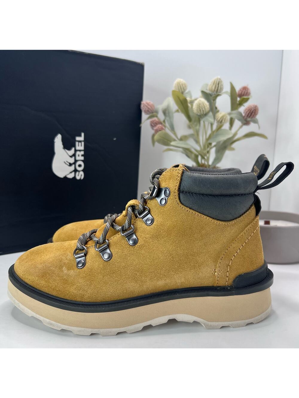 Sorel Hi-Line Waterproof Hiker Lace Up Boot Geo Yellow/Jet Women's 7 Tried On